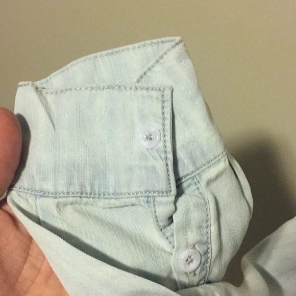 Woman’s long sleeved shirt - Picture 8 of 8